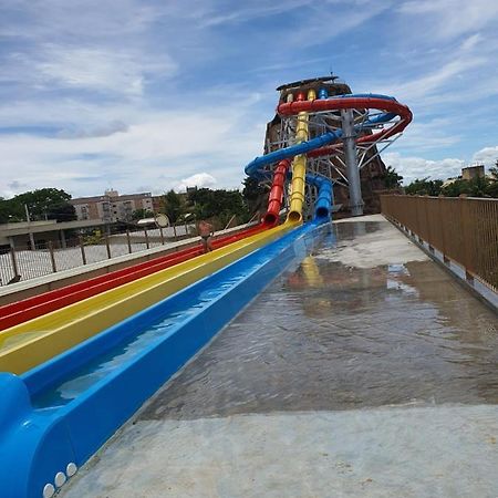 Piazza Splash ACQUAPARK Vacation Caldas Novas Esterno foto