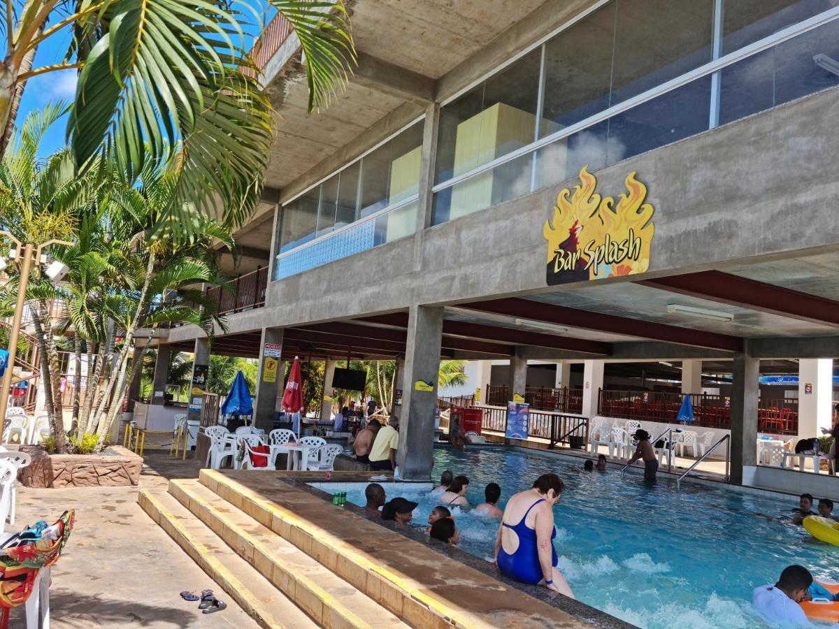 Piazza Splash ACQUAPARK Vacation Caldas Novas Esterno foto